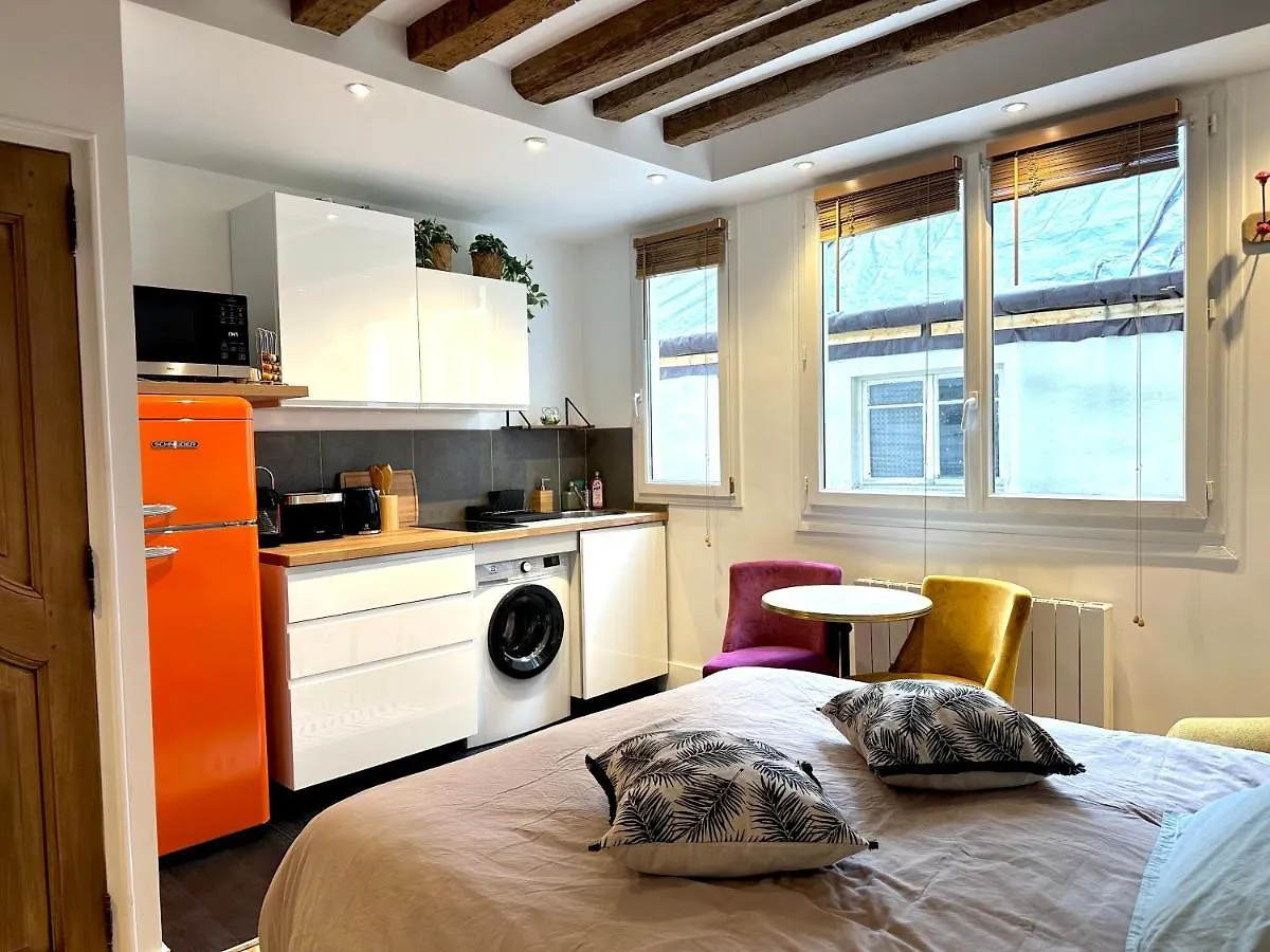 דירה Mytripinparis - Quiet & Fully Renovated Studio *