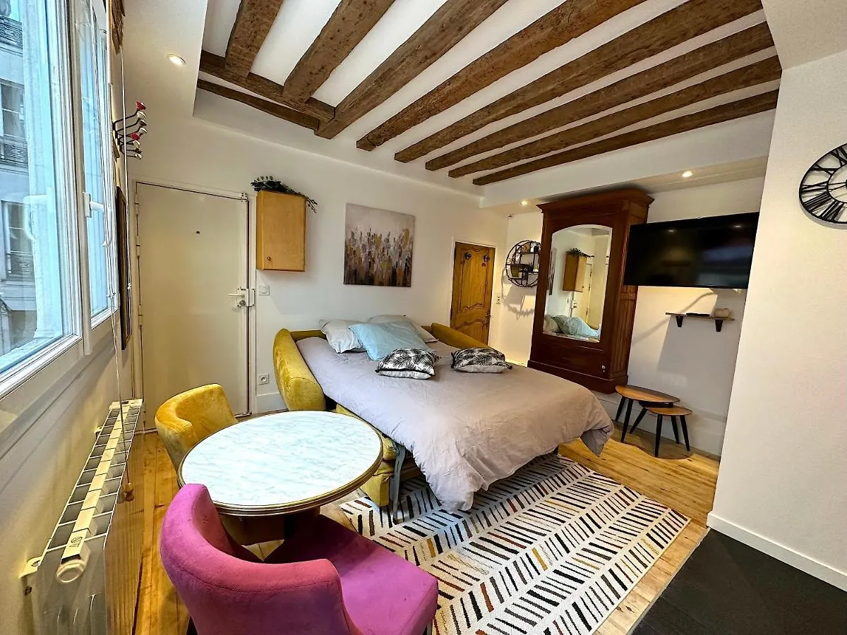 Mytripinparis - Quiet & Fully Renovated Studio דירה *
